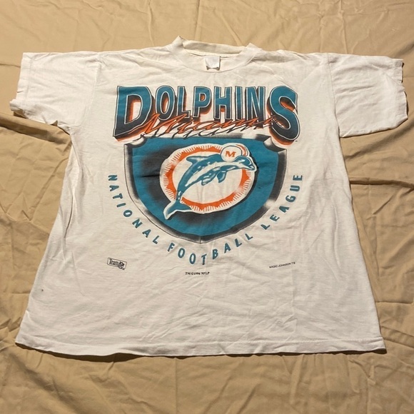 Men’s Miami Dolphins Magic Johnson tee 1994 in size large - Picture 1 of 8